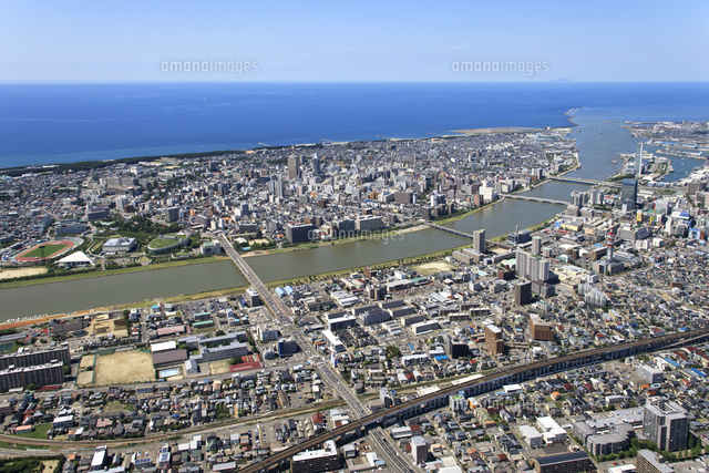 新潟市の空撮
(c)NIIGATA PHOTO LIBRARY/SEBUN PHOTO