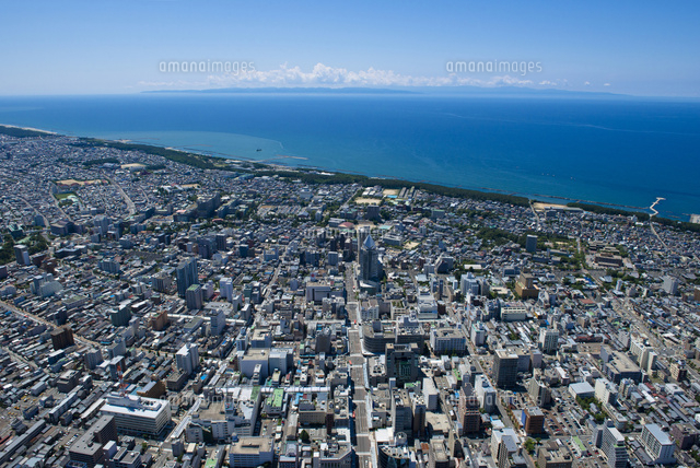 新潟市中心部の空撮
(c)NIIGATA PHOTO LIBRARY/SEBUN PHOTO
