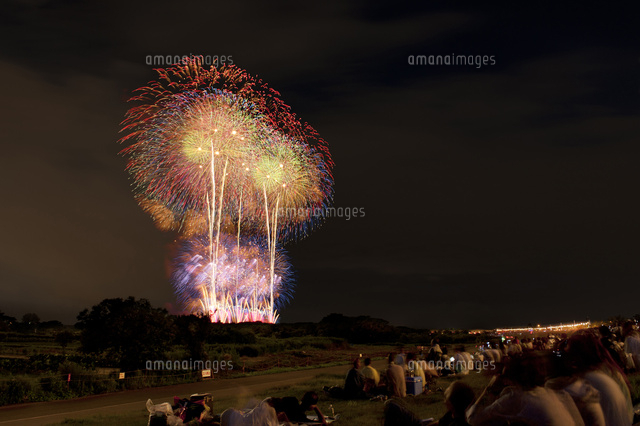 長岡まつりの大花火大会
(c)NIIGATA PHOTO LIBRARY/SEBUN PHOTO