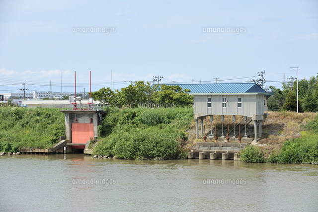 新潟市の中ノ口川の水門
(c)NIIGATA PHOTO LIBRARY/SEBUN PHOTO