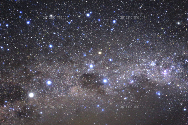 満天の星空と南十字星
(c)NIIGATA PHOTO LIBRARY/SEBUN PHOTO
