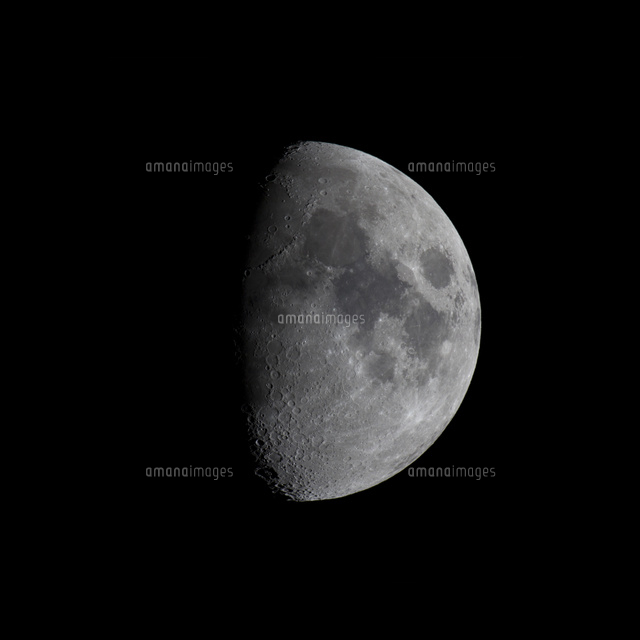 夜空の月
(c)NIIGATA PHOTO LIBRARY/SEBUN PHOTO