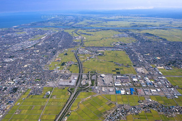 イオンモール新潟南と新潟亀田IC周辺の空撮
(c)NIIGATA PHOTO LIBRARY/SEBUN PHOTO