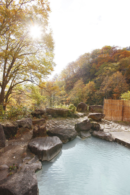 燕温泉の黄金の湯
(c)NIIGATA PHOTO LIBRARY/SEBUN PH