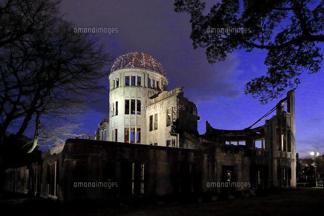 原爆ドームの夜景
(c)NIIGATA PHOTO LIBRARY/SEBUN PHOTO