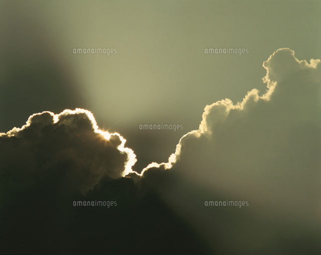 光る雲
(c)MASAMITSU NAKANISHI/orion