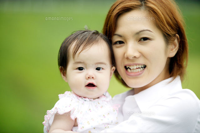 お母さんと赤ちゃん
(c)KAZUO OGAWA/orion