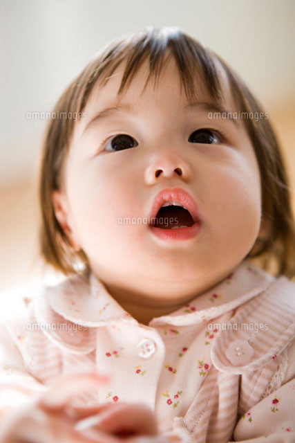11ヶ月の女の赤ちゃん
(c)KAZUO OGAWA/orion