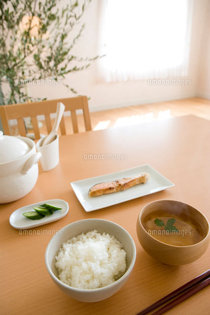 御飯と味噌汁
(c)KAZUO OGAWA/orion