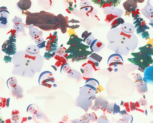 クリスマスのいろいろなオーナメント
(c)TAKAO ONOZATO/orion