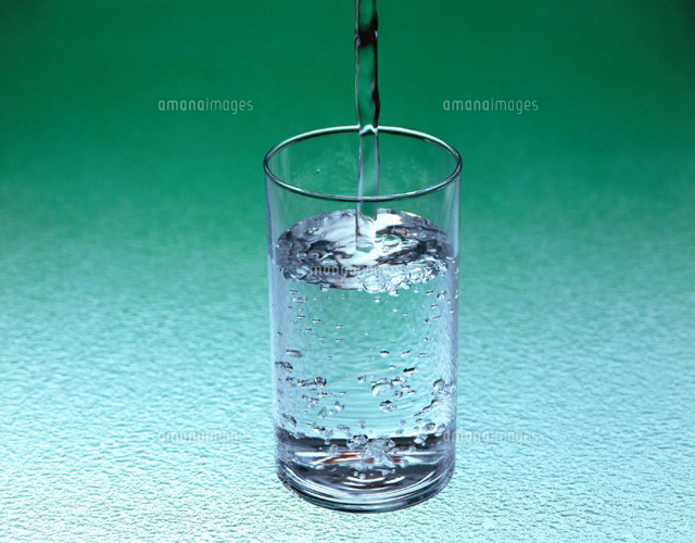 そそぐ水
(c)TAKAO ONOZATO/orion