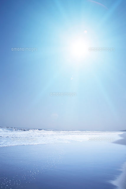 海と青空と太陽
(c)KENJI HATA/orion