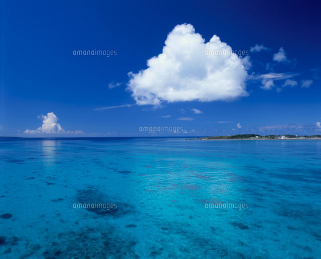 池間島の海
(c)SHIGEYUKI UENISHI/SEBUN PHOTO