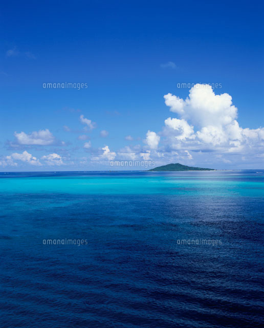 池間島の海
(c)SHIGEYUKI UENISHI/SEBUN PHOTO