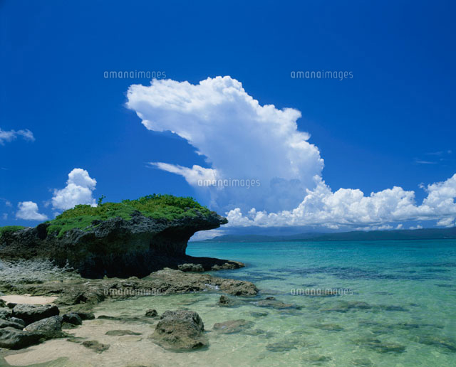 黒島の海岸
(c)SHIGEYUKI UENISHI/SEBUN PHOTO