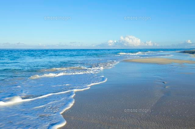 宮古島の朝の海
(c)SHIGEYUKI UENISHI/SEBUN PHOTO