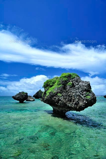 宮古諸島の大神島の海
(c)SHIGEYUKI UENISHI/SEBUN PHOTO