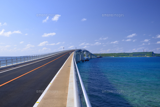 伊良部大橋
(c)SHIGEYUKI UENISHI/SEBUN PHOTO