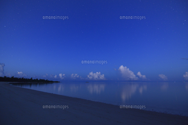 宮古島の朝の星と海
(c)SHIGEYUKI UENISHI/SEBUN PHOTO