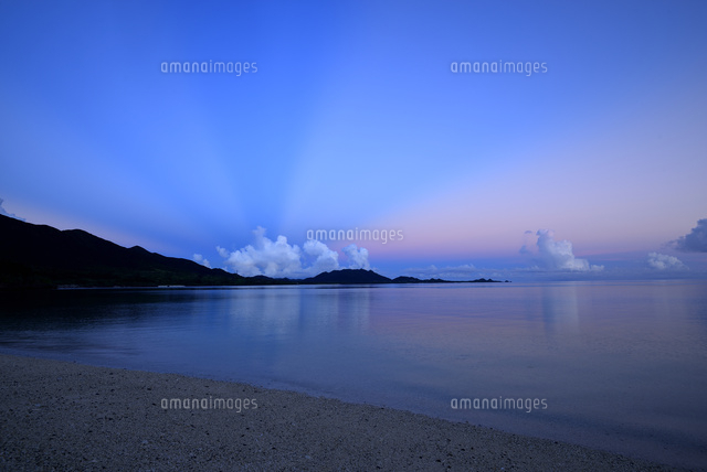 夜明け
(c)SHIGEYUKI UENISHI/SEBUN PHOTO