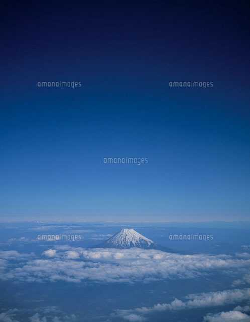 青空と富士山の空撮
(c)KOICHIRO KITAOKU/SEBUN PHOTO