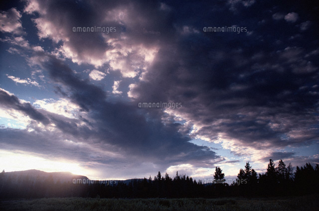雲
(c)MICHAEL YAMASHITA/SEBUN PHOTO