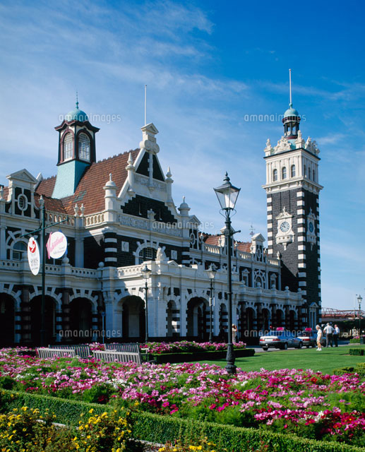 駅
(c)PAUL THOMPSON/SEBUN PHOTO