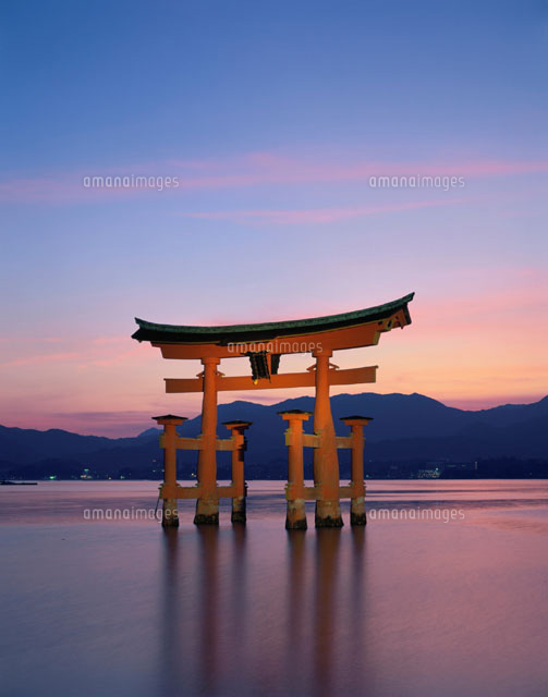 厳島神社大鳥居 夜景 宮島町 広島県
(c)KENICHI MINORUDA/SEBUN PHOTO