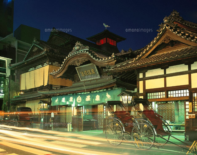 道後温泉の夜景 松山市 愛媛県
(c)KENICHI MINORUDA/SEBUN PHOTO