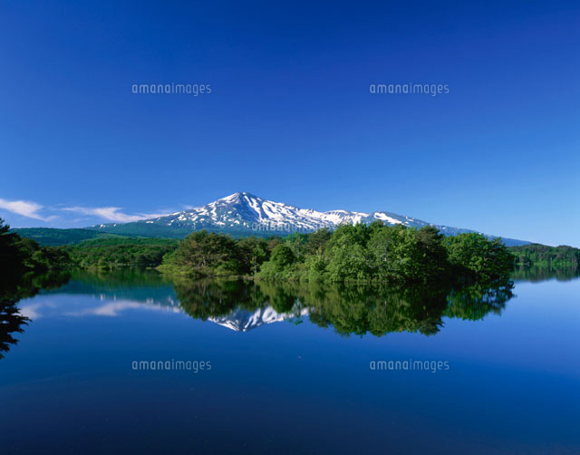 大谷地池と鳥海山
(c)KENICHI MINORUDA/SEBUN PHOTO