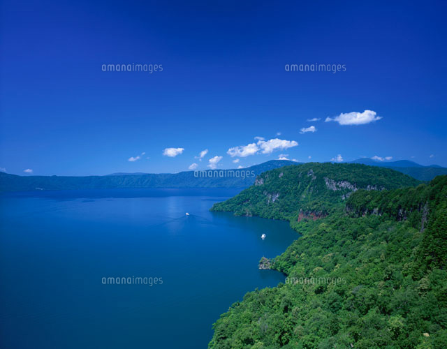 瞰湖台より十和田湖
(c)KENICHI MINORUDA/SEBUN PHOTO
