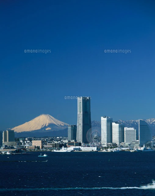 富士山とみなとみらい21のビル群 横浜市 神奈川県
(c)SEIJI TAJIMA/SEBUN PHOTO