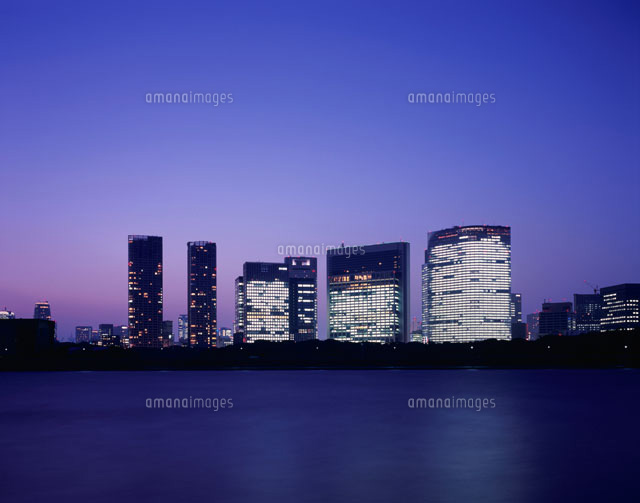 豊海水産ふ頭から汐留シオサイト夜景
(c)SEIJI TAJIMA/SEBUN PHOTO