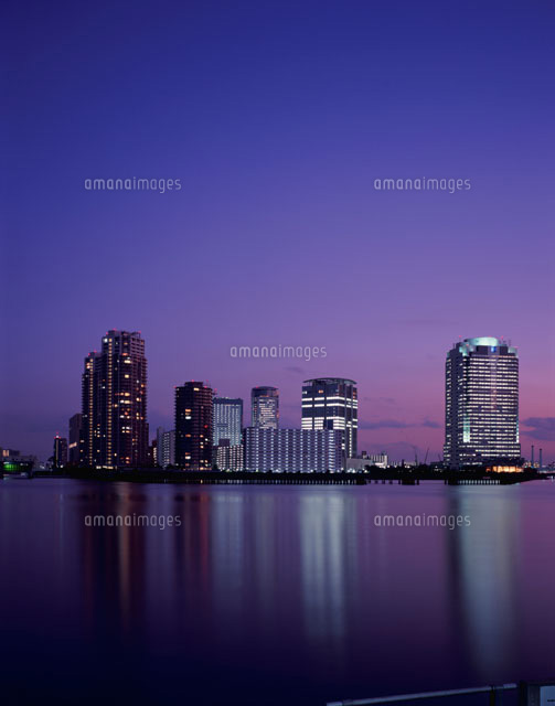 豊洲一丁目ビル群夕景
(c)SEIJI TAJIMA/SEBUN PHOTO