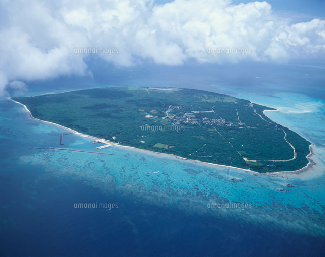 竹富島 空撮 沖縄
(c)AG GRAPHIC/SEBUN PHOTO