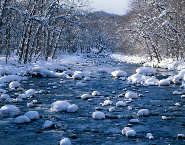 雪の奥入瀬 青森県
(c)KATSUHIRO YAMANASHI/SEBUN PHOTO