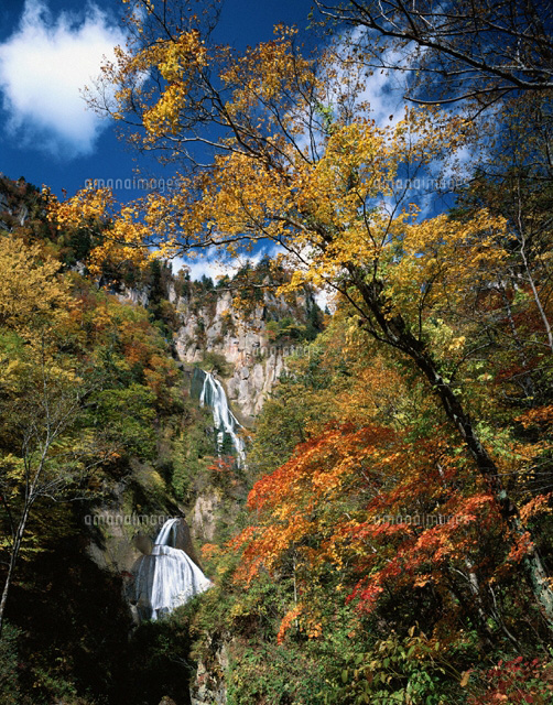 天人峡羽衣の滝 北海道
(c)KATSUHIRO YAMANASHI/SEBUN PHOTO