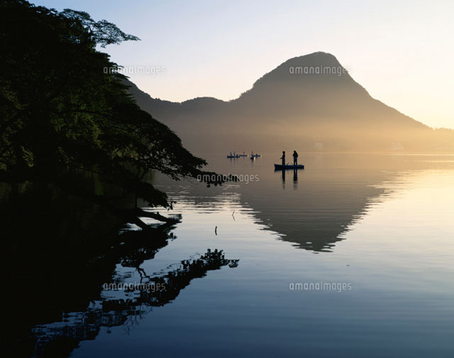 榛名湖と榛名富士夕景 群馬県
(c)KATSUHIRO YAMANASHI/SEBUN PHOTO