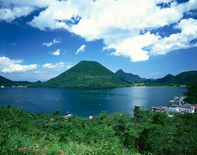 榛名湖と榛名富士 群馬県
(c)KATSUHIRO YAMANASHI/SEBUN PHOTO