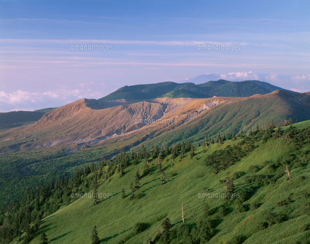 草津白根山 群馬県
(c)KATSUHIRO YAMANASHI/SEBUN PHOTO