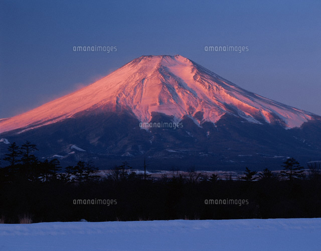 朝焼けの富士
(c)KATSUHIRO YAMANASHI/SEBUN PHOTO