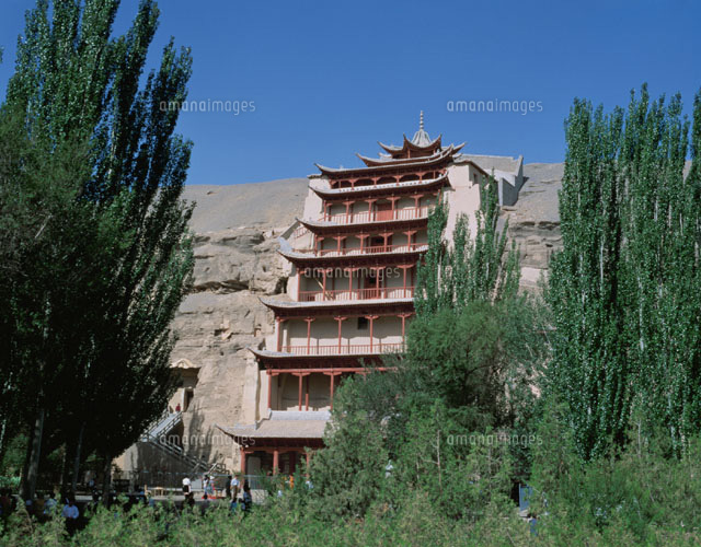 シルクロード・莫高窟の風景 敦煌 中国
(c)ART YES CO.LTD/SEBUN PHOTO