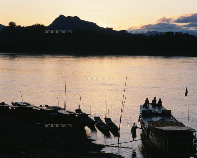 メコン河の夕日 ルアン パバーン近郊 ラオス
(c)ART YES CO.LTD/SEBUN PHOTO