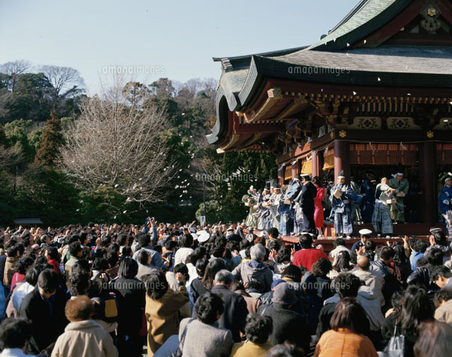 鶴岡八幡宮の豆まき 鎌倉 神奈川県
(c)TSUTAE ICHIKAWA/SEBUN PHOTO