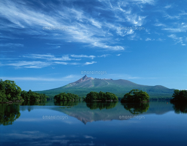 夏の大沼と駒ヶ岳 北海道
(c)TSUTAE ICHIKAWA/SEBUN PHOTO