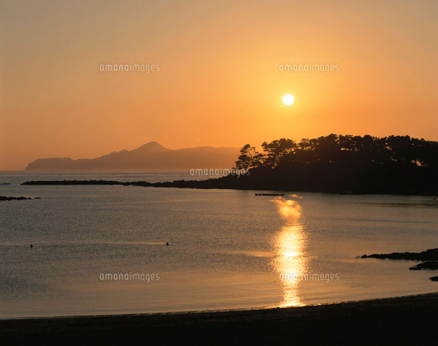 波戸岬の夕景 鎮西町 佐賀県
(c)TSUTAE ICHIKAWA/SEBUN PHOTO