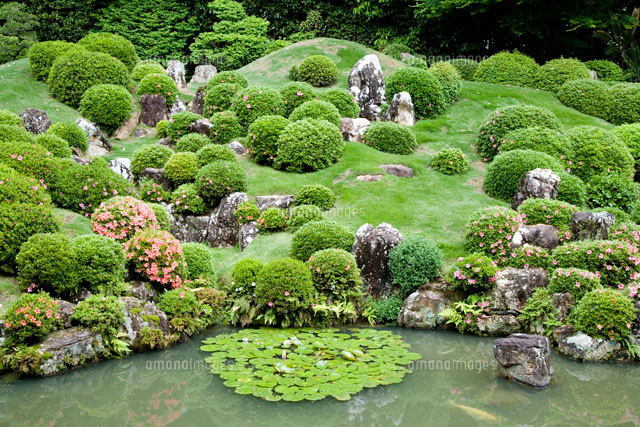 龍潭寺の庭園
(c)AKIRA KAEDE/SEBUN PHOTO