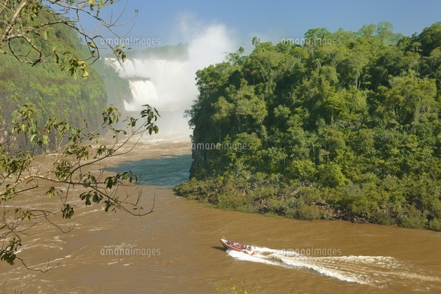 Iguazu Falls
(c)LUCIO RUIZ PASTOR/SEBUN PHOTO