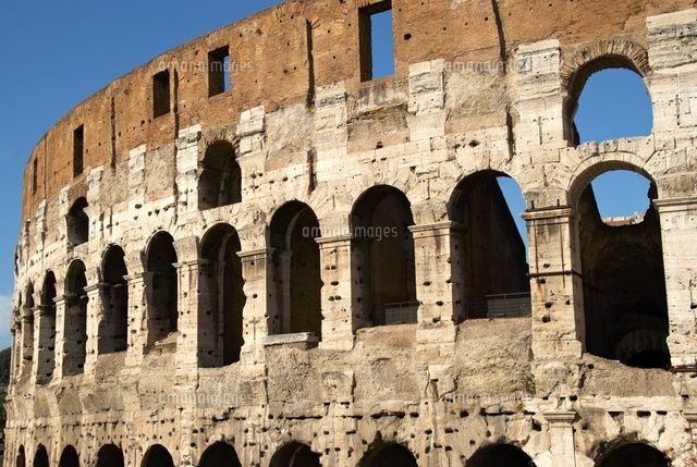The Coliseum of Rome, southeast view, exterior wall
(c)LUCIO RUIZ PASTOR/SEBUN PHOTO