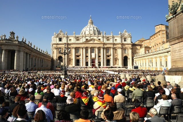 Piazza San Pietro Vaticano
(c)LUCIO RUIZ PASTOR/SEBUN PHOTO